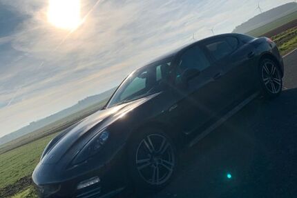 Porsche Panamera 139.890 km 38.490 &euro; Beienrode bei Göttingen 37130