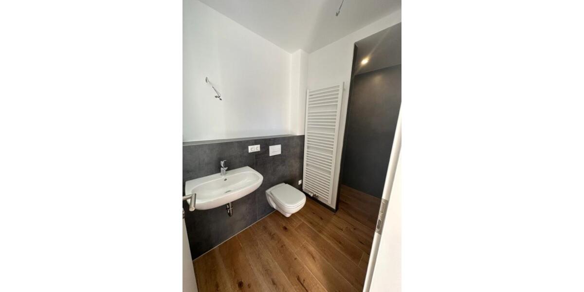 Reihenendhaus in wunderschönem Dreiseithof 4 zimmer