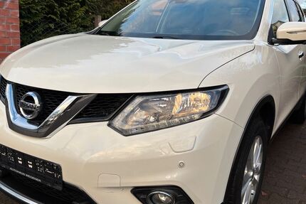 Nissan X-Trail 132.300 km 9.900 &euro; berlin 12207