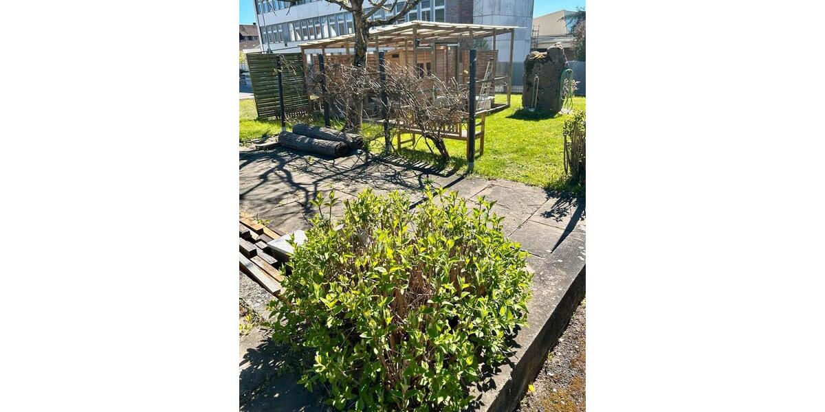 Einfamilienhaus Elfershausen - 5 Zimmer, 145 m&sup2;, 1.200&euro; | Angebot:26222974