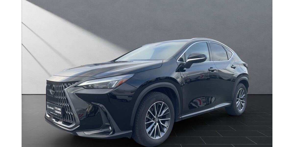 Lexus NX 450h 65.127 km 39.950 &euro; Wesel 46485
