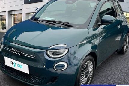 Fiat 500e 11.847 km 20.990 &euro; Hamburg 22529