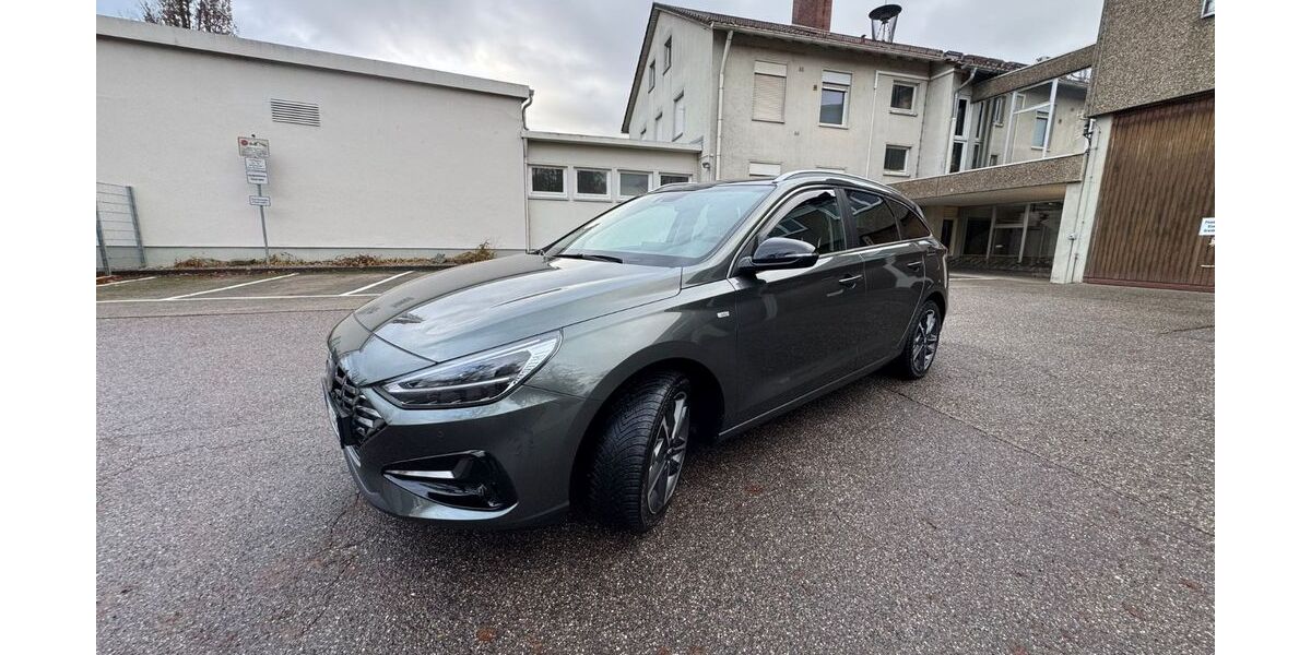 Hyundai i30 53.000 km 20.900 &euro; Durmersheim 76449