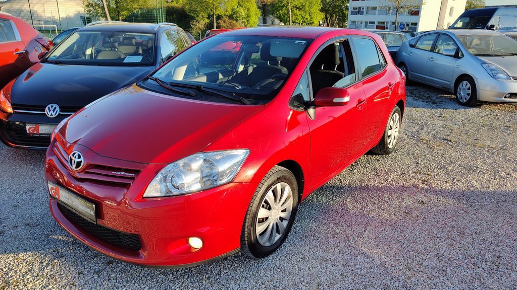 Toyota Auris 174.000 km 4.800 &euro; Amberg 92224