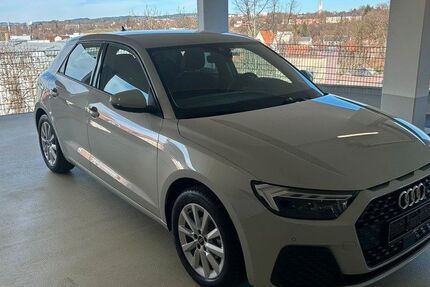 Audi A1 1.200 km 21.900 &euro; Kempten 87435