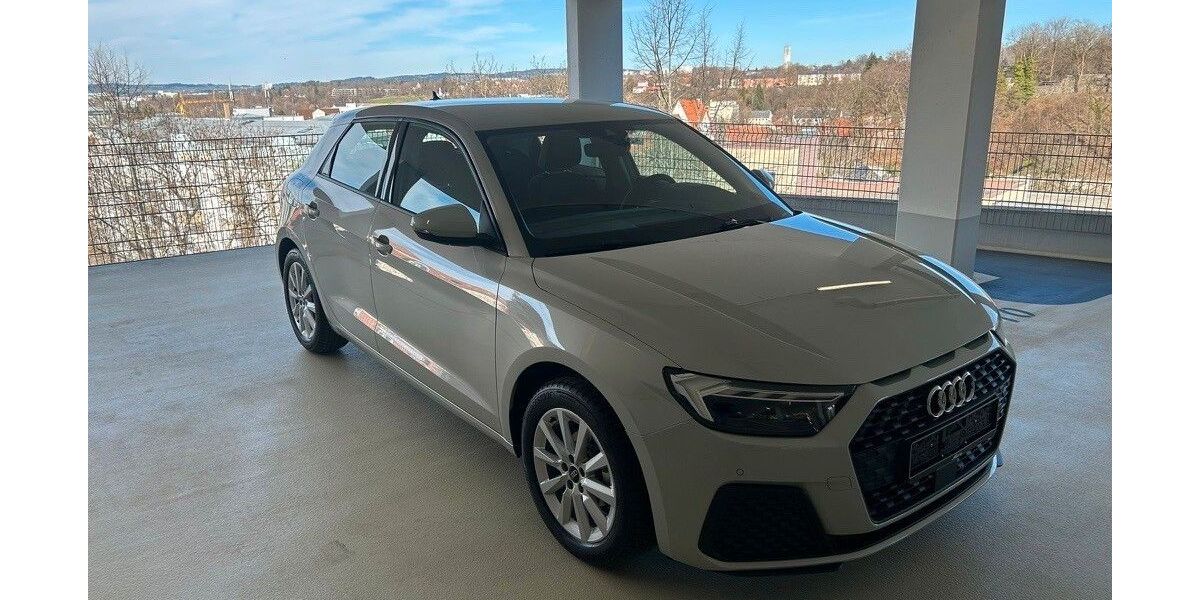 Audi A1 1.200 km 21.900 &euro; Kempten 87435