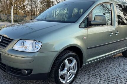 VW Caddy Maxi 177.000 km 9.990 &euro; Oppenheim 55276