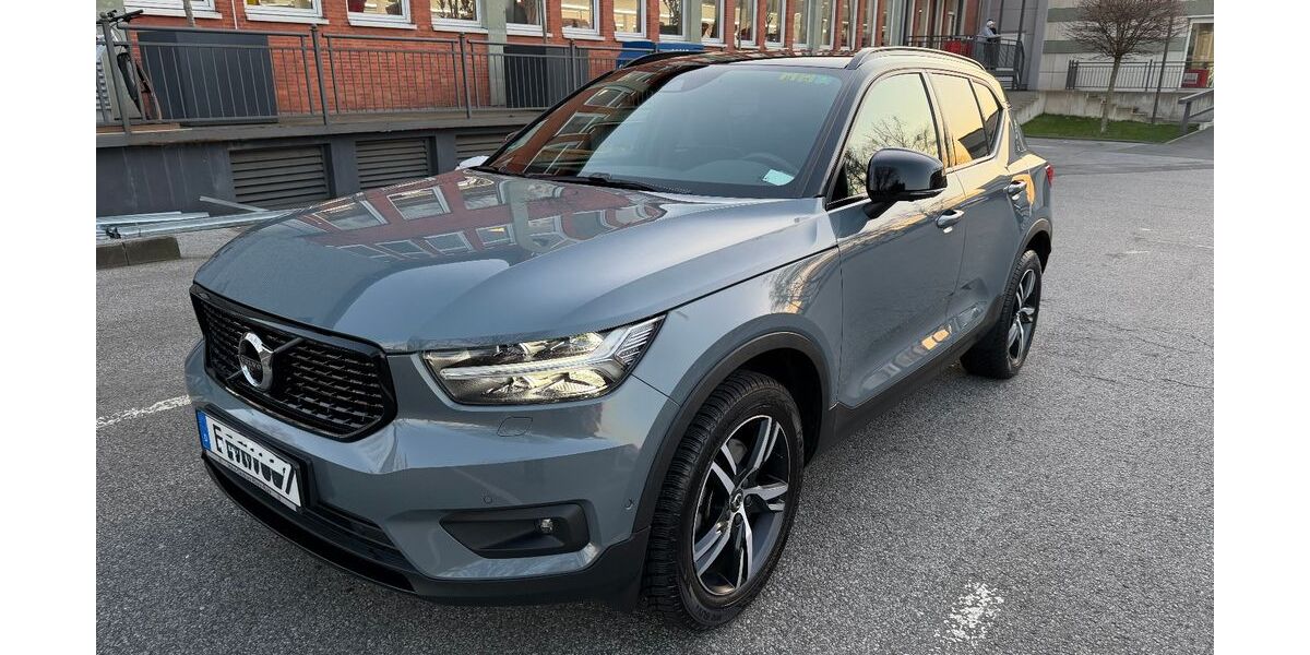 Volvo XC40 54.500 km 28.900 &euro; Essen 45136