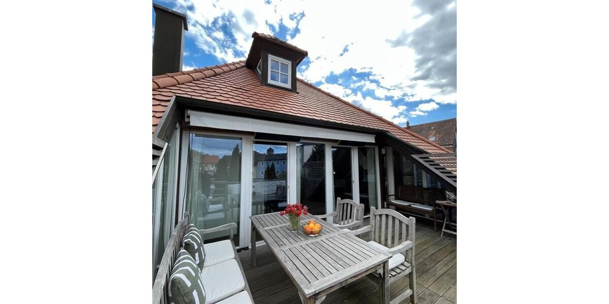 Einfamilienhaus Bayreuth City - 9 Zimmer, 301 m&sup2;, 1.145.000&euro; | Angebot:26019275