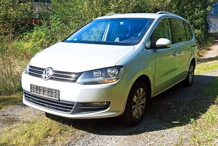 VW Sharan 255.658 km 8.888 € Schkeuditz 04435