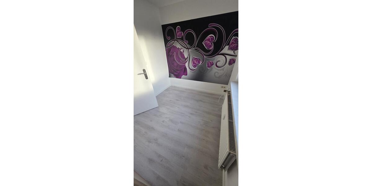 Etagenwohnung Emmerthal - 5 Zimmer, 110 m&sup2;, 850&euro; | Angebot:26099719