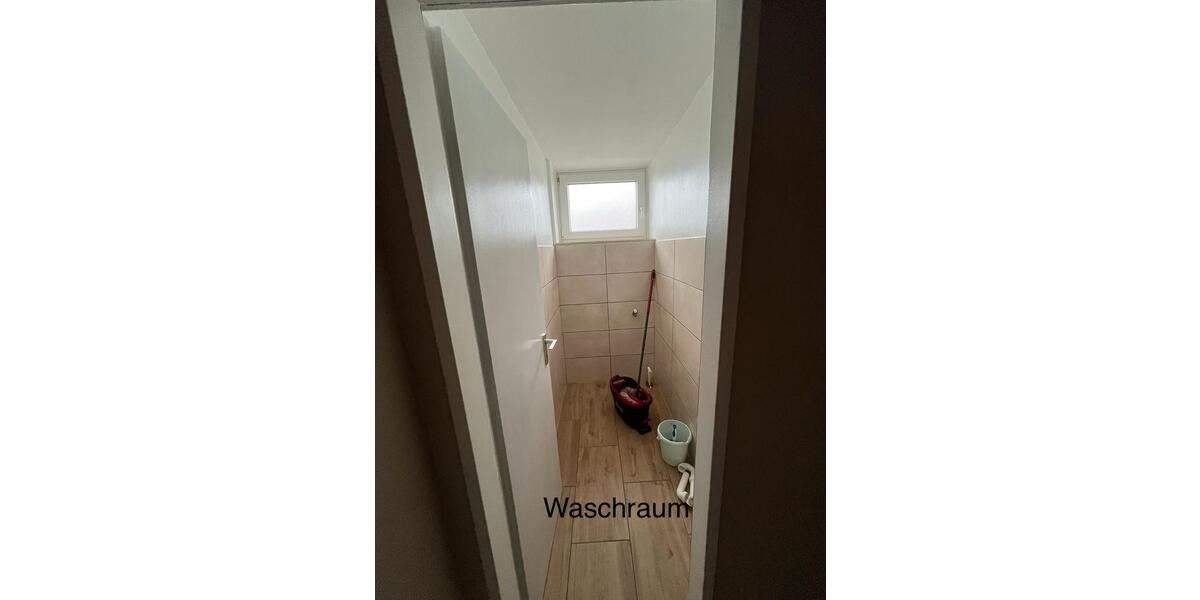 Etagenwohnung Hameln Kernstadt - 4 Zimmer, 83 m&sup2;, 125.000&euro; | Angebot:26150146