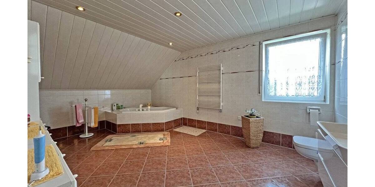 Einfamilienhaus Prenzlau - 5 Zimmer, 166 m&sup2;, 329.000&euro; | Angebot:26419270