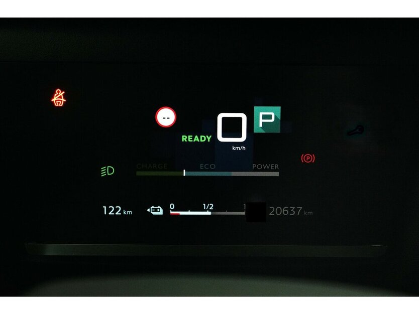 e-C4 136 Feel 50KWh CARPLAY Batteriezertifikat
