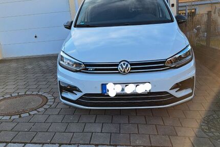 VW Touran 99.000 km 20.990 € Rohrbach 85296