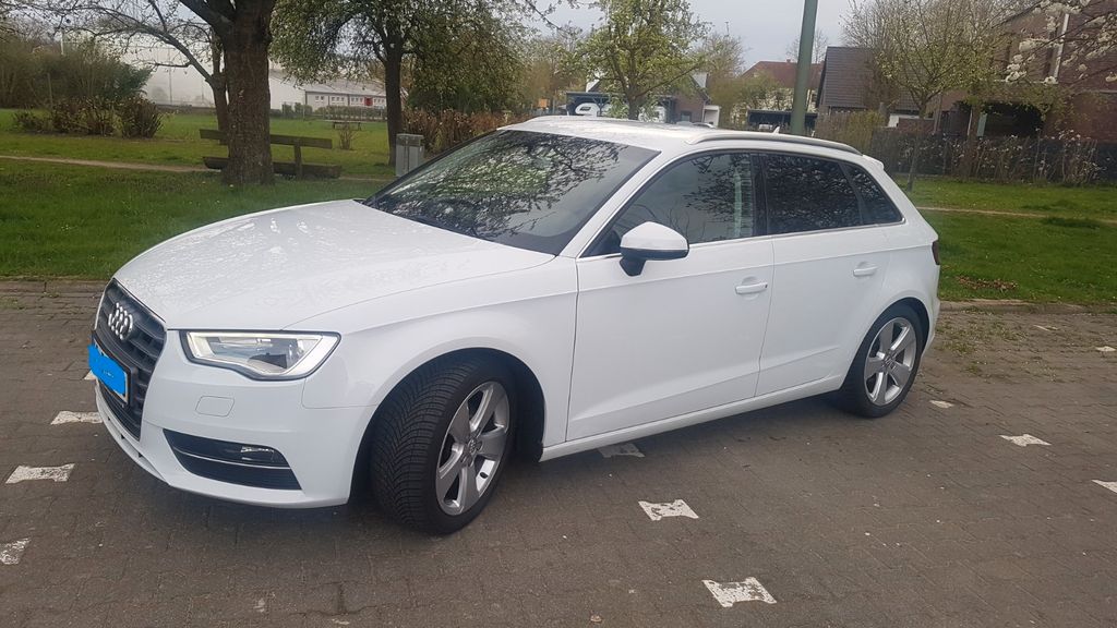 Audi A3 102.000 km 14.500 &euro; OSNABRÜCK 49082