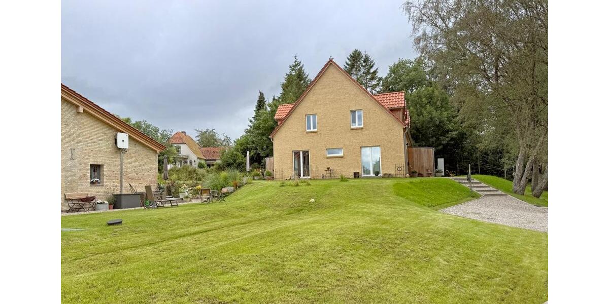 Doppelhaushälfte Kappeln - 4 Zimmer, 144 m&sup2;, 1.700&euro; | Angebot:26458908