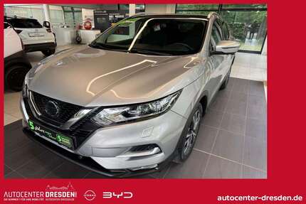 Nissan Qashqai 19.376 km 16.490 &euro; Dresden 01067