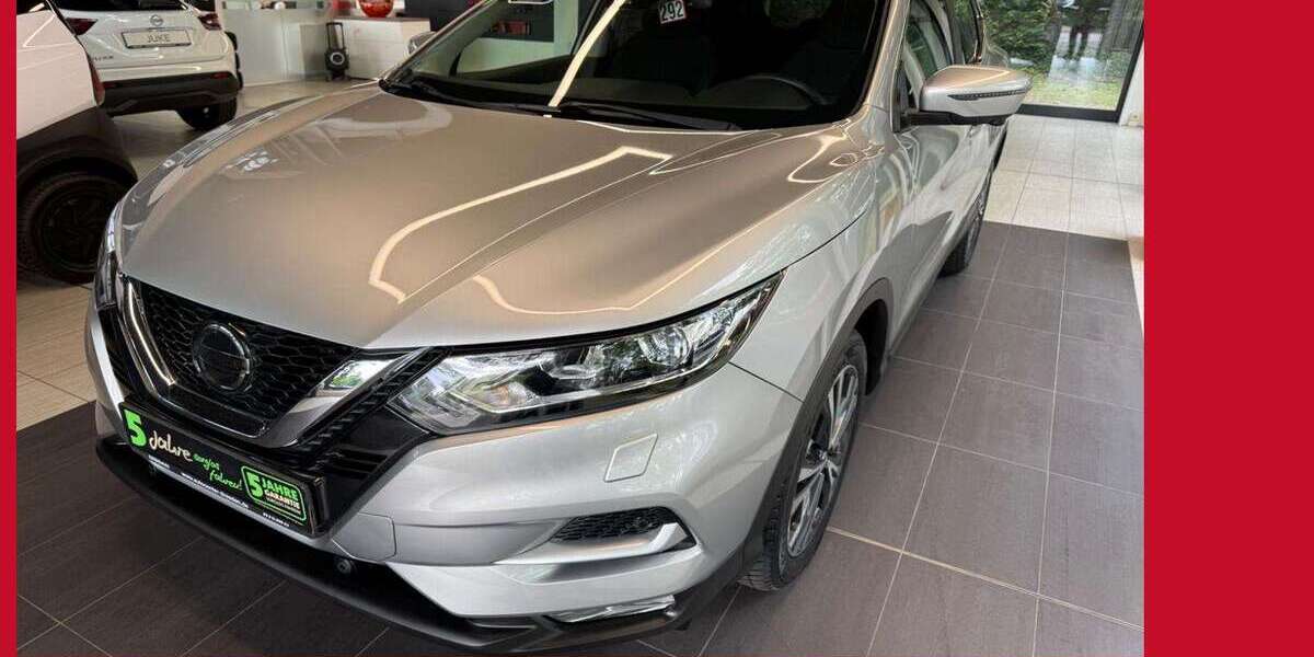 Nissan Qashqai 19.376 km 16.490 &euro; Dresden 01067
