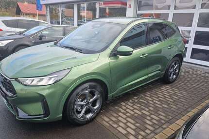 Ford Kuga 5.000 km 29.290 &euro; Fladungen 97650