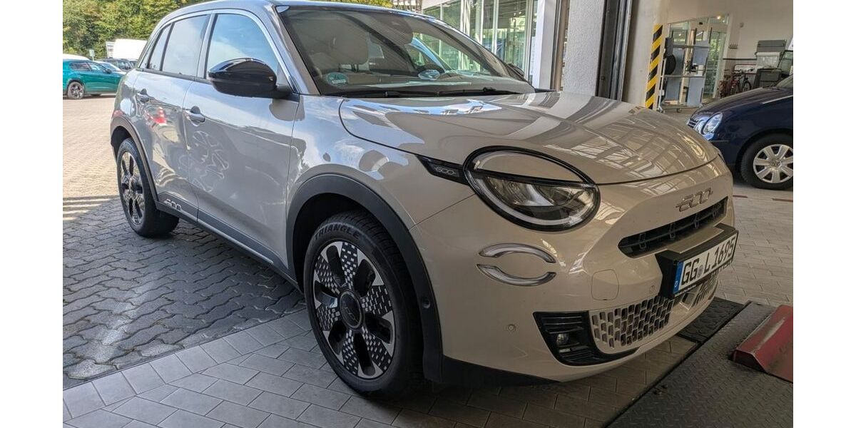 Fiat 600 8.000 km 22.799 &euro; Groß-Gerau 64521