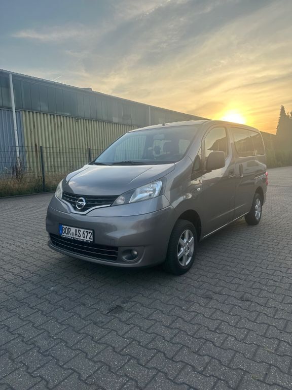 NV200