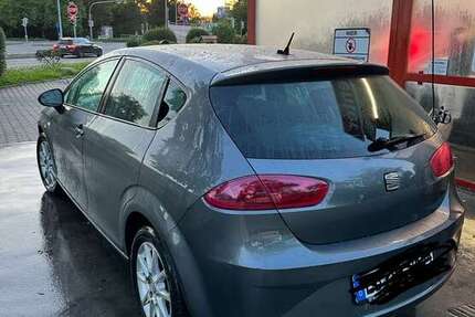 Seat Leon 193.800 km 2.050 &euro; bietigheim 74321