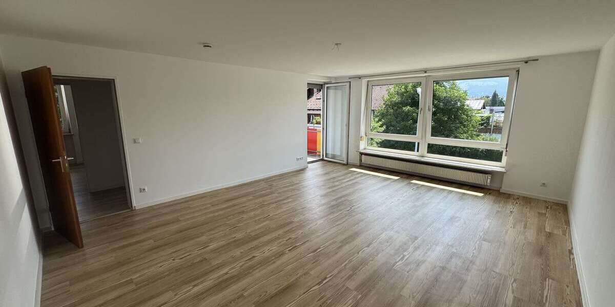 Etagenwohnung Sonthofen - 4 Zimmer, 102 m&sup2;, 1.200&euro; | Angebot:27021299
