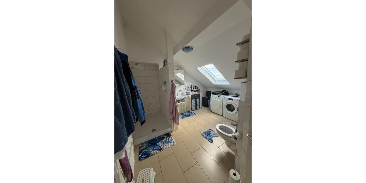 Dachgeschoßwohnung Gernsheim - 3 Zimmer, 78 m&sup2;, 850&euro; | Angebot:26201756