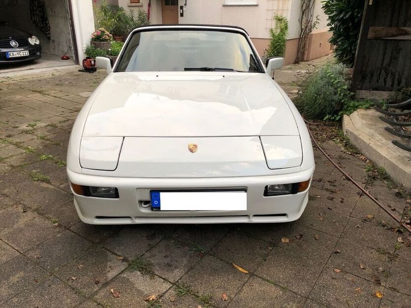 924