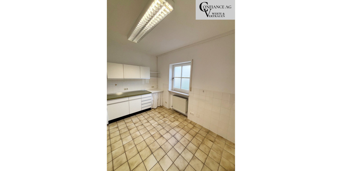 Praxisfläch mit Potenzial in Schöllnach zu vermieten zimmer