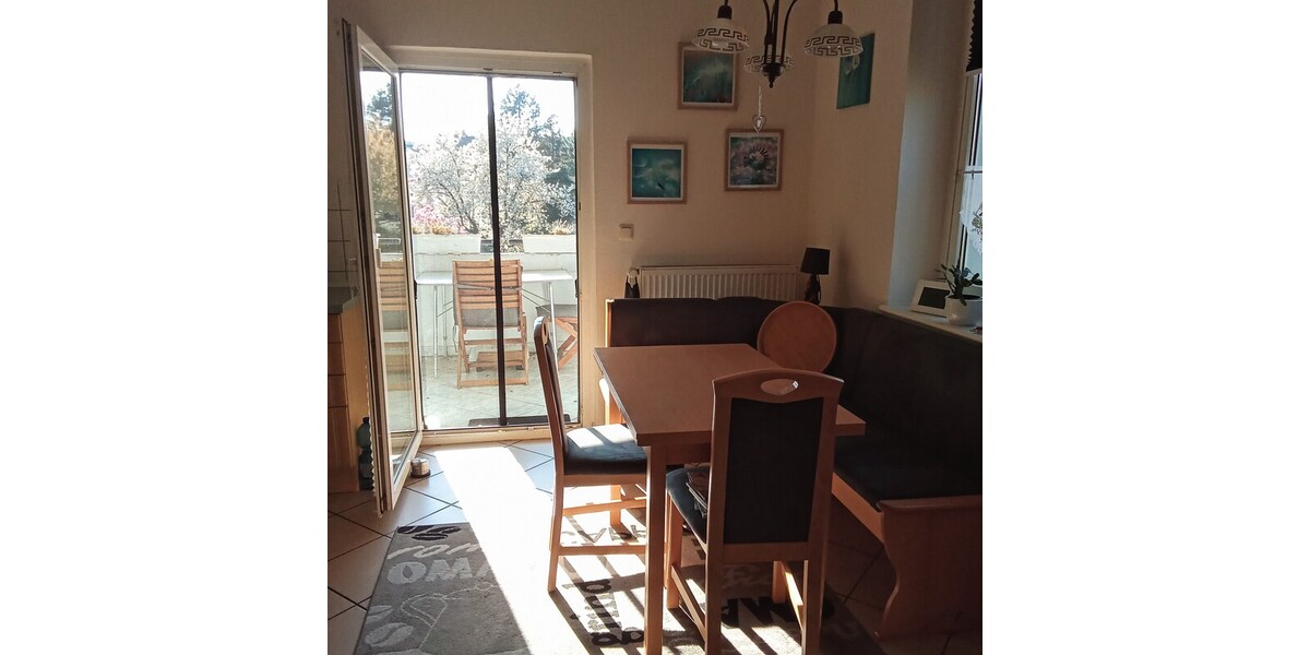 Exklusive Eigentumswohnung mit Gartenanteil und Loggien 5 zimmer