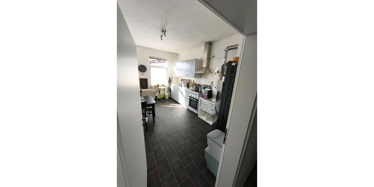 Etagenwohnung Königslutter am Elm - 5 Zimmer, 124 m&sup2;, 980&euro; | Angebot:25255396