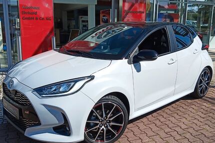 Toyota Yaris 8.876 km 27.990 € Brensbach 64395