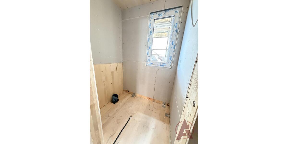 Etagenwohnung Lingen (Ems) - 3.5 Zimmer, 105 m&sup2;, 1.340&euro; | Angebot:26623551