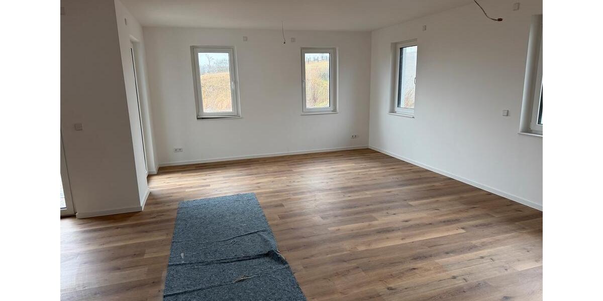 Etagenwohnung Roßleben-Wiehe Wiehe - 3 Zimmer, 100 m&sup2;, 1.000&euro; | Angebot:25178913