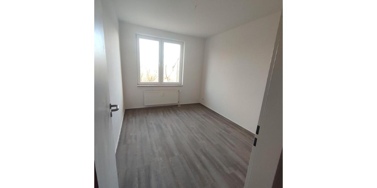 Etagenwohnung Crivitz - 3 Zimmer, 81 m&sup2;, 550&euro; | Angebot:26262872