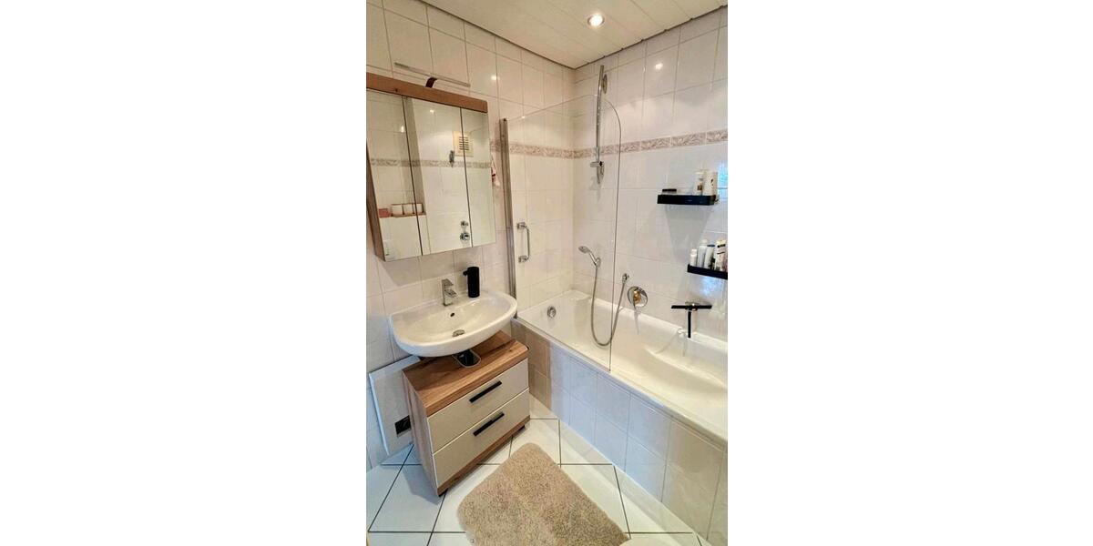 Etagenwohnung Hofheim am Taunus - 3 Zimmer, 71 m&sup2;, 335.000&euro; | Angebot:27068460