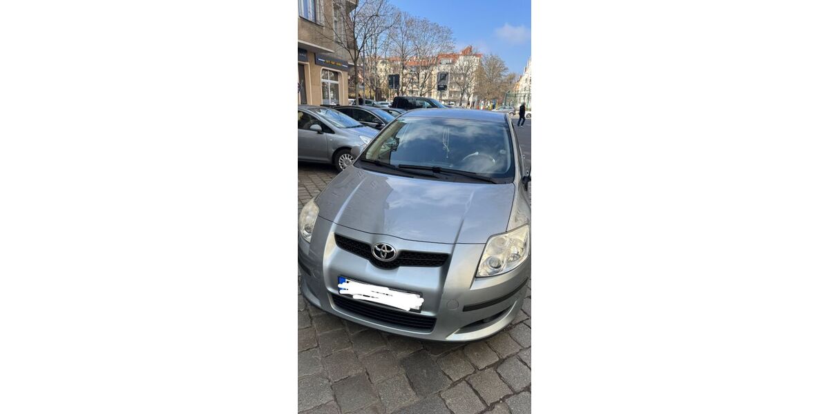 Toyota Auris 160.000 km 3.200 &euro; Berlin 13403