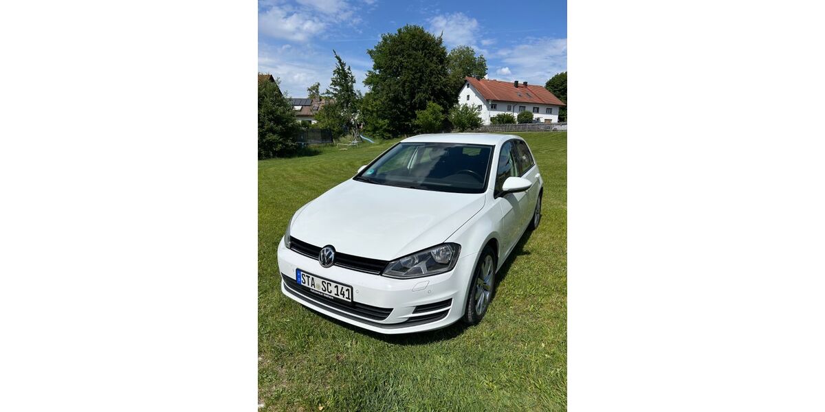 VW Golf 176.321 km 7.695 &euro; Tutzing 82327