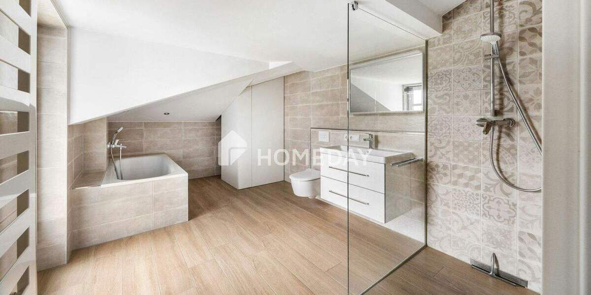 Moderne A+-Wohnatmosphäre mit zwei Balkonen und Tiefgaragenkomfort 2 zimmer