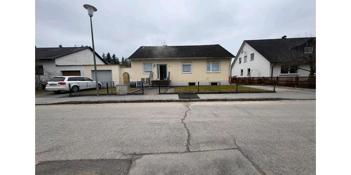 Einfamilienhaus Vilshofen an der Donau - 8 Zimmer, 240 m&sup2;, 429.000&euro; | Angebot:26240495