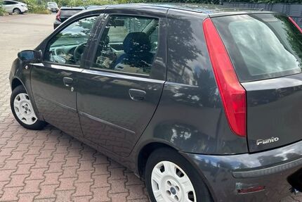 Fiat Punto 80.000 km 990 &euro; Offenbach 63069