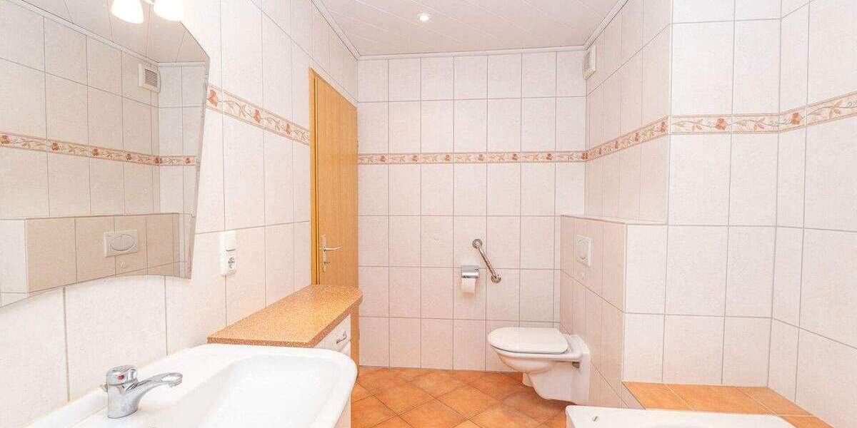 Bungalow Drochtersen - 6 Zimmer, 132 m&sup2;, 268.000&euro; | Angebot:25738620