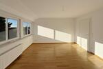 Einfamilienhaus Nürtingen - 5.5 Zimmer, 175 m&sup2;, 2.500&euro; | Angebot:24571134