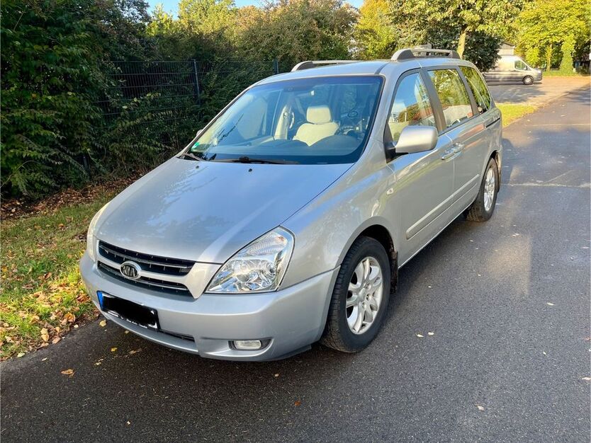 Kia Carnival 215.000 km 1.700 € Ahausen 27367