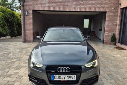 Audi A5 226.000 km 13.000 &euro; Geestland 27624