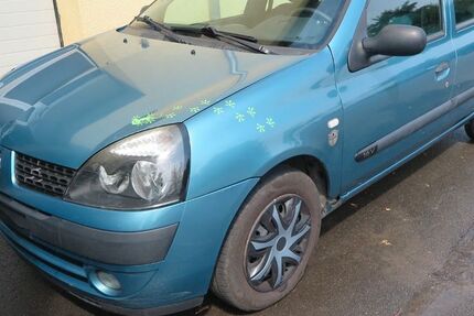 Renault Clio 235.000 km 750 &euro; Weissenfels 06667