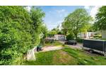 Für Visionäre & Familienmenschen - Haus mit Gartenidylle und drei getrennten Wohneinheiten