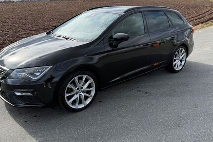 Seat Leon 97.000 km 14.900 &euro; Cadolzburg 90556